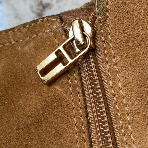 Tory Burch Sabe $398 Caramel Suede Ankle Booties size 9M EUC - Picture 3 of 16